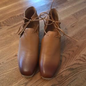 Kelsi Dagger clogs size 8.5